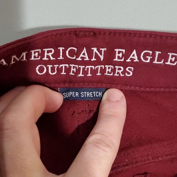 American Eagle maroon 28x29 size 2 super stretch jeggings - Picture 6 of 8